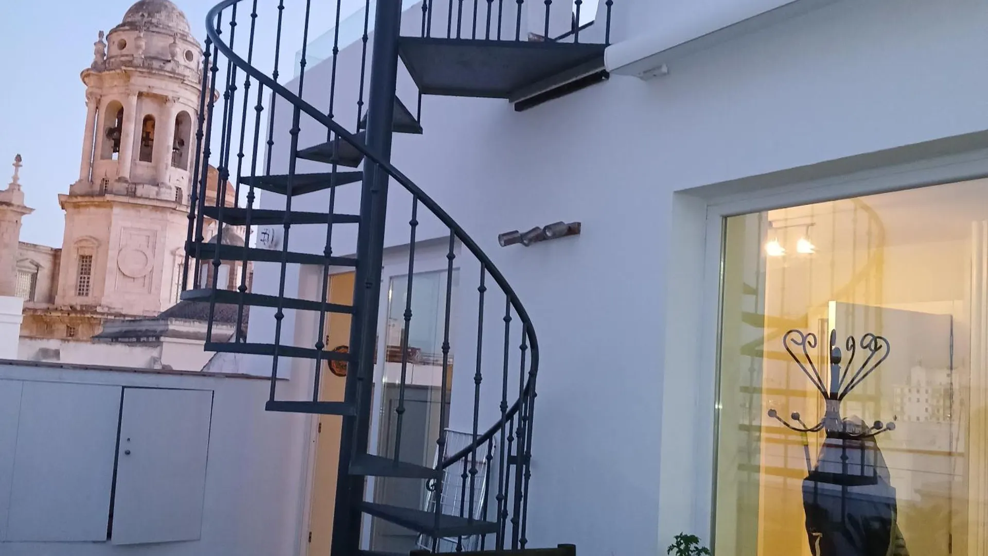 شقة ***** Attic With Impressive Views And Jacuzzi كاديز 0*,  إسبانيا